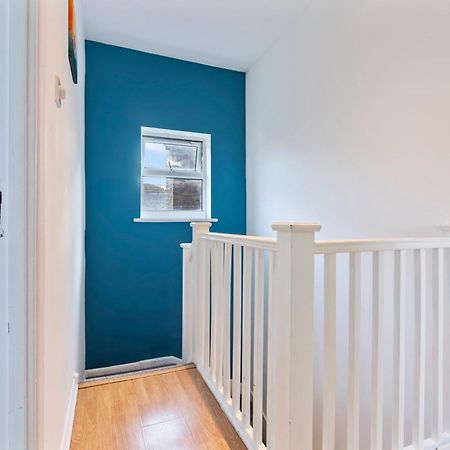 Impeccable 4-Bed House In Brixton London Villa Exteriör bild